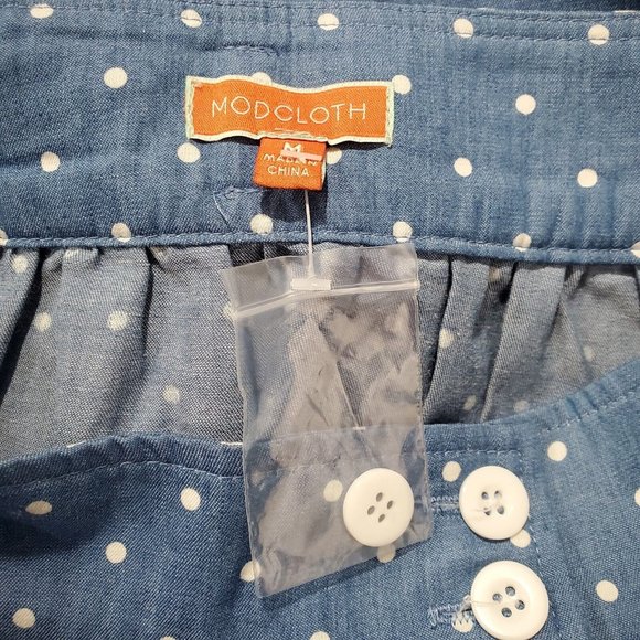 Mod Cloth Women's Blue White Polka Dot Chambray Skirt Button Pocket Casual Sz M - Picture 11 of 11